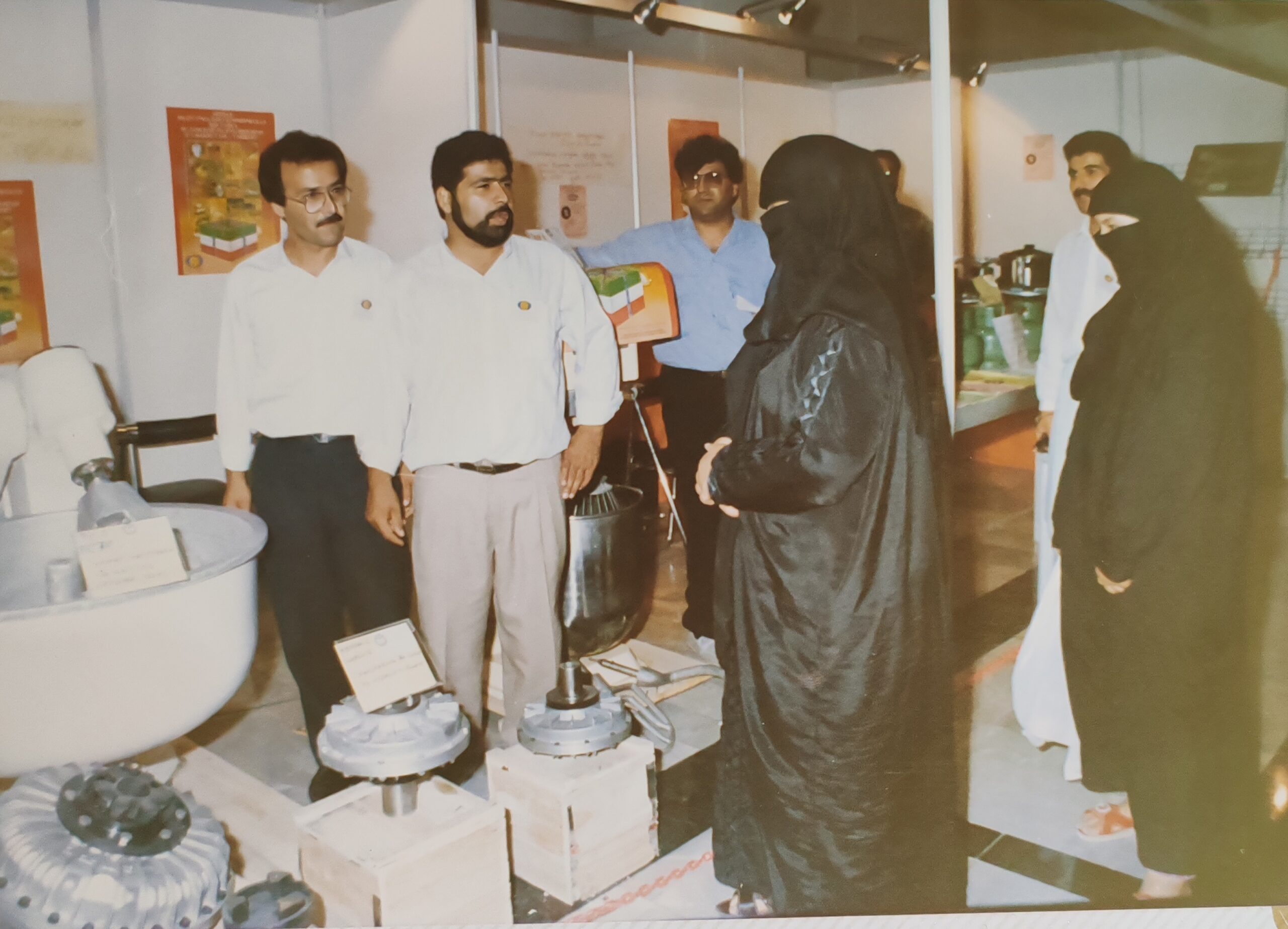 ماشین سازی فولادگر در نمایشگاه تاشکند 1372